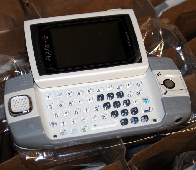 sidekick celphone sidekick celphone